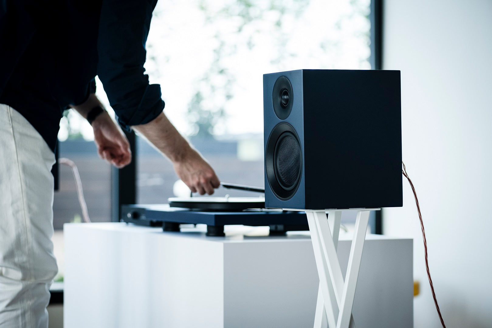 Pro-ject audio Colourful Audio System Bundle E Satin White