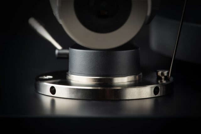 Pro-ject audio Debut PRO B Turntable