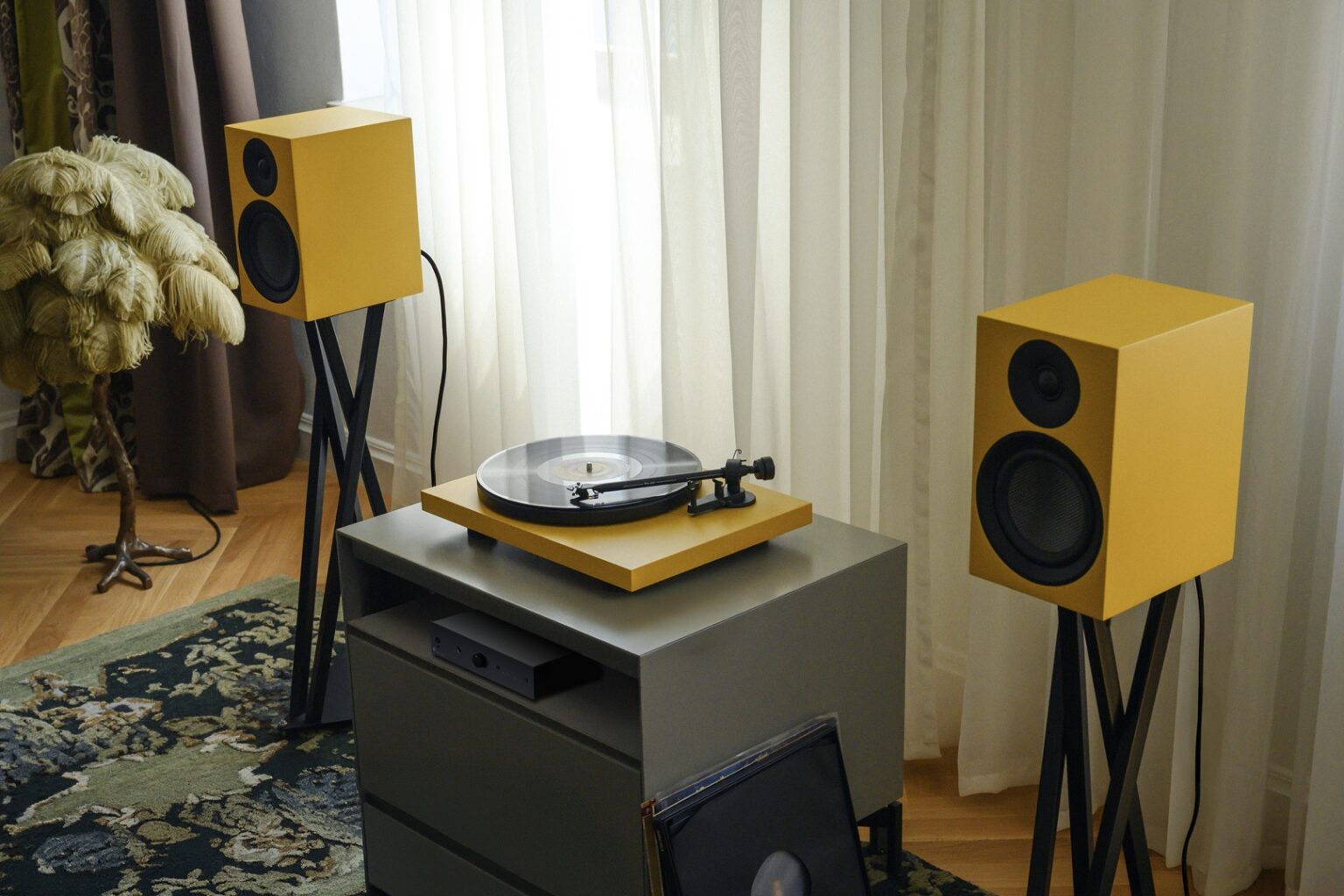 Pro-ject audio Colourful Audio System Bundle E Satin Yellow