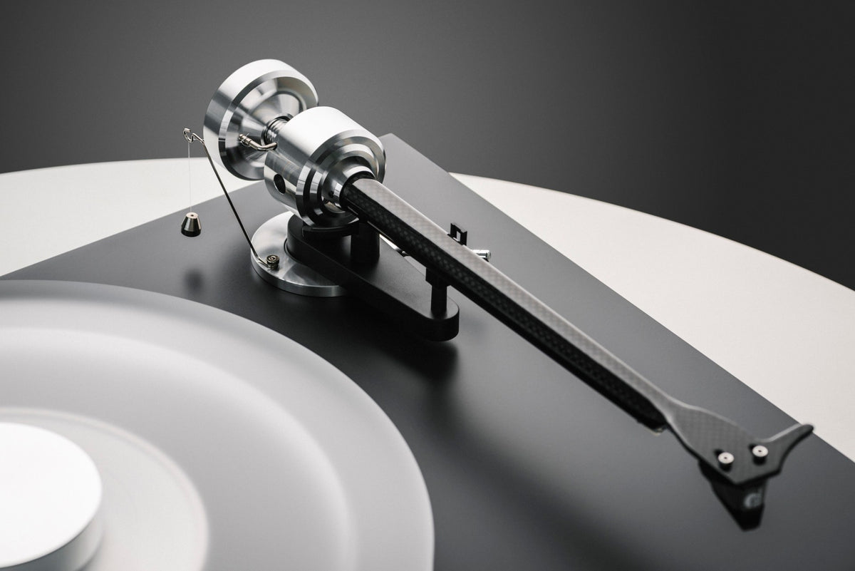 Pro-ject audio Debut Reference 10 Turntable