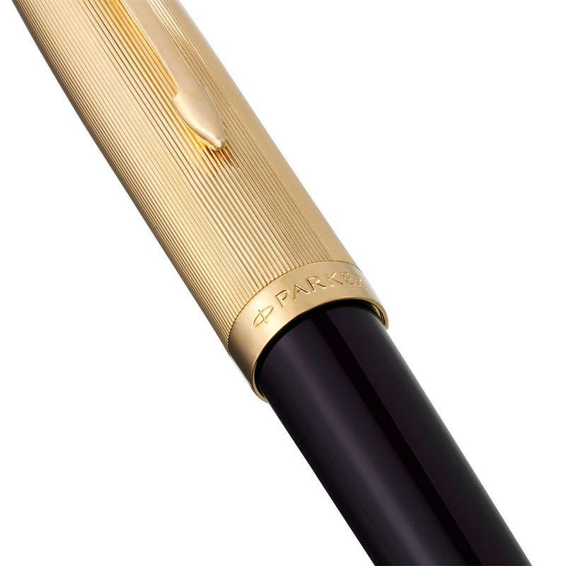 Parker Royal 51 Deluxe Plum Gt Ballpoint pen